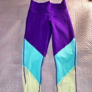 🔶️ New! Fabletics powerhold leggings